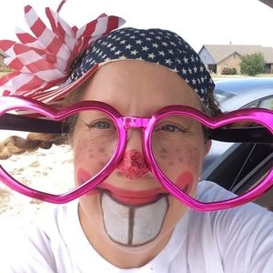 Meet your Posher, Kara